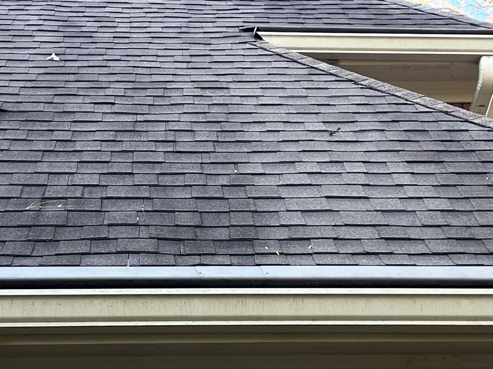 Slide of Amelia Oaks Roofing