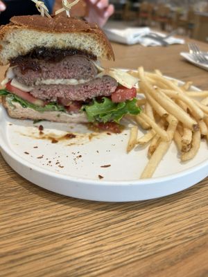 Eze Bistro by null