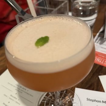 Sabina Mezcaleria - Gin cocktail - Cocktail Bars Near Me - Boston, Massachusetts