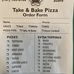 Hidden Oaks Conveinence Store - Pizza pizza!!