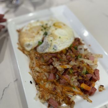 Lemon Tree Cafe - fully loaded hash brown - Breakfast & Brunch Near Me - Rancho Cucamonga, California Lemon Tree Cafe - fully loaded hash brown - Breakfast & Brunch Near Me - Rancho Cucamonga, California