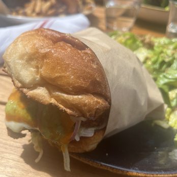 Von's 1000Spirits - Mary's peppered fried chicken sandwich!! Spicy tartar, pickle brined chicken , so much deliciousness happening here. Go for it! - New American Near Me - Seattle, Washington Von's 1000Spirits - Mary's peppered fried chicken sandwich!! Spicy tartar, pickle brined chicken , so much deliciousness happening here. Go for it! - New American Near Me - Seattle, Washington