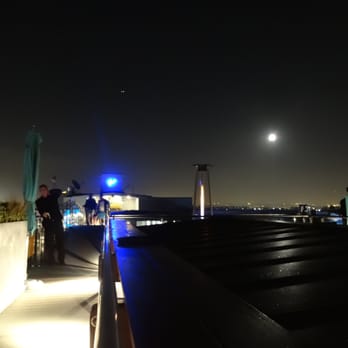 High Rooftop Lounge - Cool rooftop - Lounges Near Me - Venice, California High Rooftop Lounge - Cool rooftop - Lounges Near Me - Venice, California