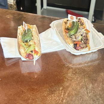 Brothers Taphouse - Manny's  hotdogs - Wine Bars Near Me - Lincoln, California