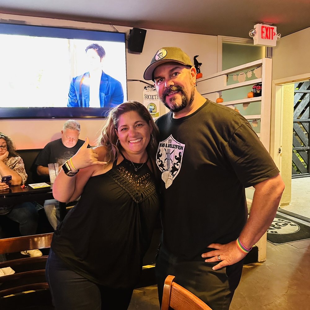 Deano’s Pub - Karaoke Near Me - La Mesa, California