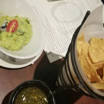 Maya Del Sol - Guacamole - Latin American Near Me - Oak Park, Illinois Maya Del Sol - Guacamole - Latin American Near Me - Oak Park, Illinois