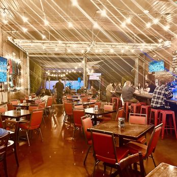 Walter Station Brewery - Open atmosphere - Brewpubs Near Me - Phoenix, Arizona Walter Station Brewery - Open atmosphere - Brewpubs Near Me - Phoenix, Arizona