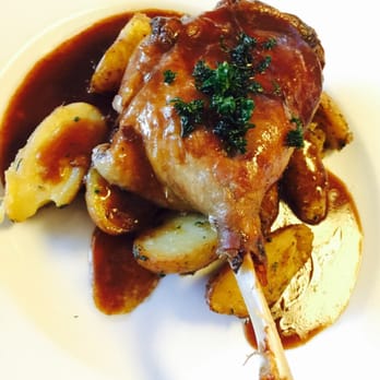 Au Boeuf Couronné - Duck confit - French Near Me - Paris, 75