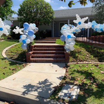 Be Happy With Balloons - Frozen themed balloons for a drive through birthday parade - Balloon Services Near Me Be Happy With Balloons - Frozen themed balloons for a drive through birthday parade - Balloon Services Near Me