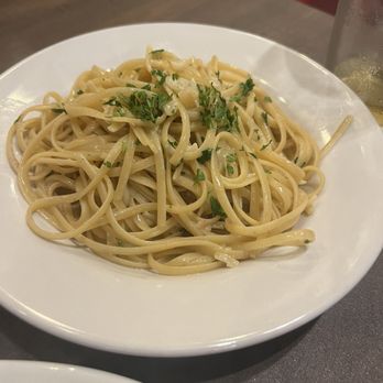 Vincenzos NY Pizza - Linguine - Salad Near Me - Miami Beach, Florida