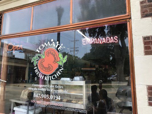 Tomate Fresh Kitchen by null