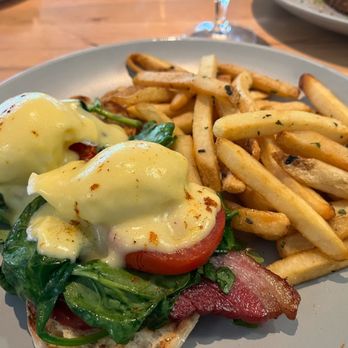 Mad & Vin - eggs benny - New American Near Me - Solvang, California Mad & Vin - eggs benny - New American Near Me - Solvang, California