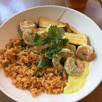 Flower Child - Peppered Shrimp Jolllof - Salad Near Me - Austin, Texas