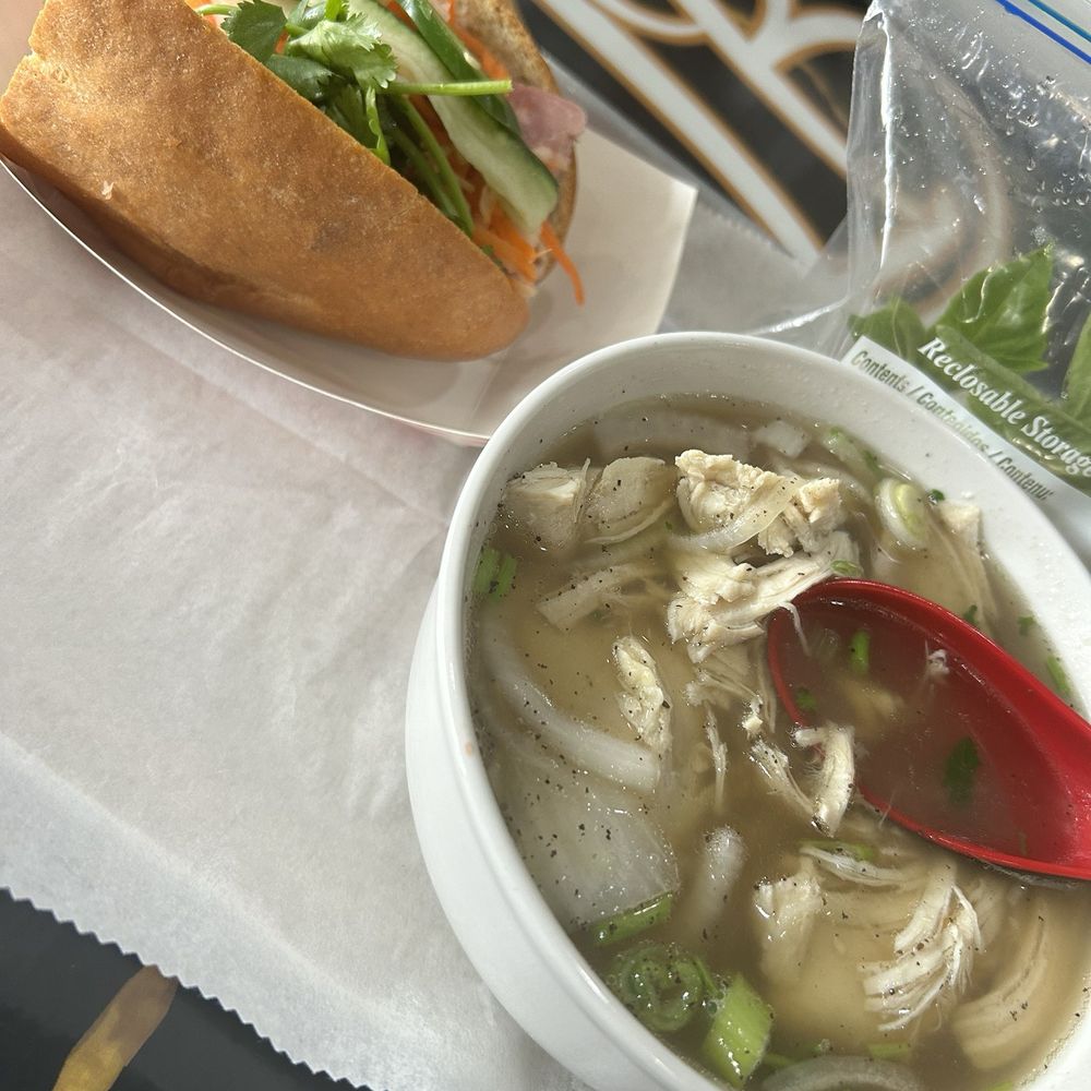 Le Bledo Eatery - Cold Cut Banh mi Chicken Pho - Vietnamese Near Me - Springfield, Virginia Le Bledo Eatery - Cold Cut Banh mi Chicken Pho - Vietnamese Near Me - Springfield, Virginia