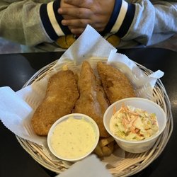 5 Star Burgers - Fish and Chips, Coleslaw and tartar sauce