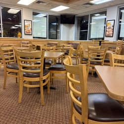 Bojangles - Clean restaurant
