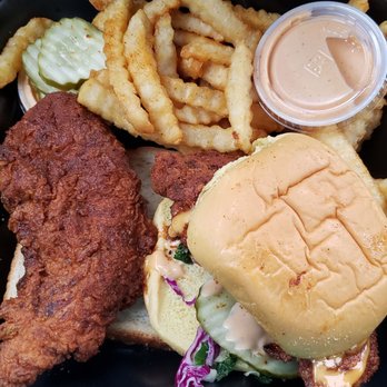 Dave's Hot Chicken - The #3 combo ($13): 1 hot tender + 1 chicken slider + fries, with pickles & Dave's sauce! - Chicken Shop Near Me - Naperville, Illinois