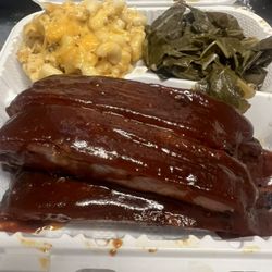 Ricky D's Rib Shack - Rib dinner w/Mac & cheese, collard greens & cornbread.