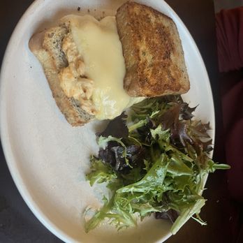 The Charles - Wicked tuna melt - American Near Me - Wethersfield, Connecticut The Charles - Wicked tuna melt - American Near Me - Wethersfield, Connecticut