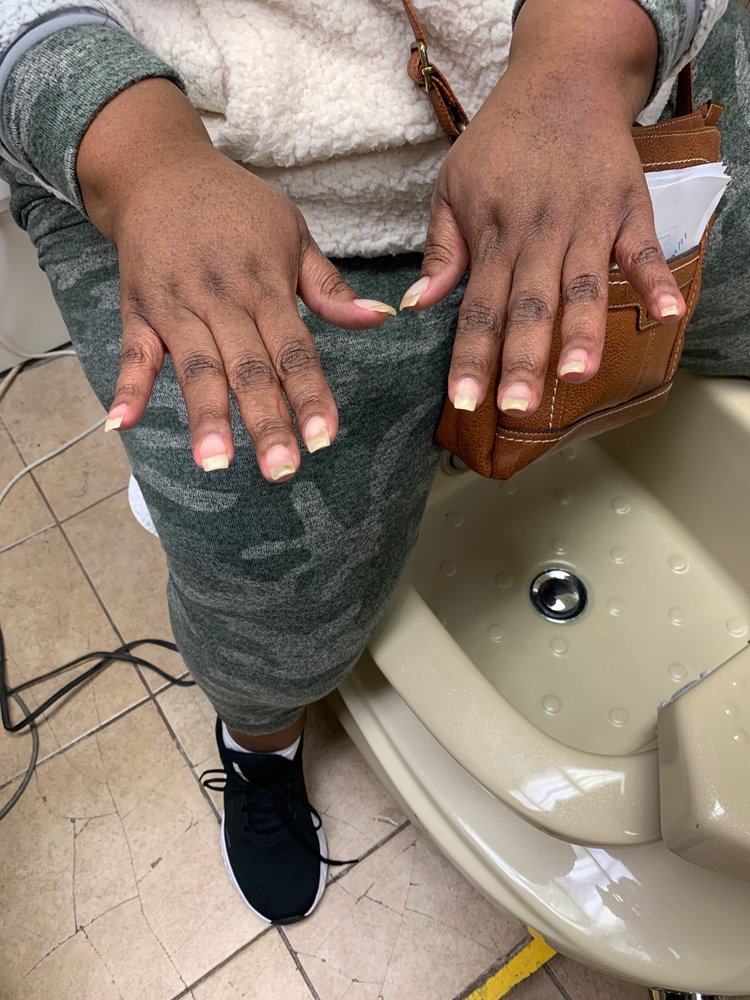 CALIFORNIA NAILS Updated September 2024 616 E 99th St, Kansas City