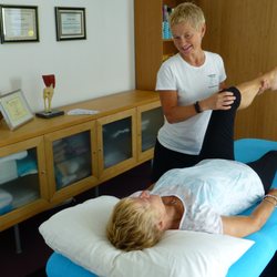 Deb Blyth Therapies - The Hendrickson Method is gentle and effective, carried out mostly through clothing