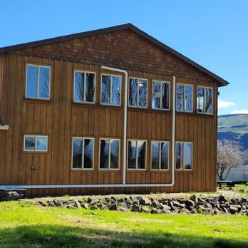 Cascade Cliffs Winery - Tasting room - Wineries Near Me - Wishram, Washington Cascade Cliffs Winery - Tasting room - Wineries Near Me - Wishram, Washington