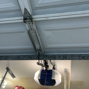 Lagunas Garage Door - Garage Door Services Near Me - Oceanside, California Lagunas Garage Door - Garage Door Services Near Me - Oceanside, California