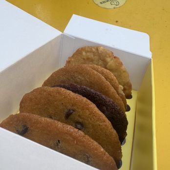 Thin Cookies - Desserts Near Me - New York, New York Thin Cookies - Desserts Near Me - New York, New York