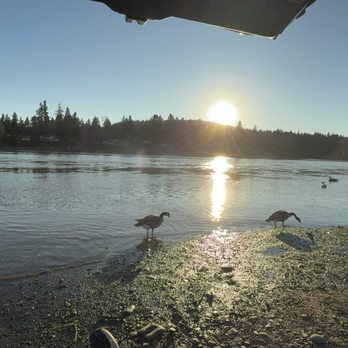 Clackamette Park - Parks Near Me - Oregon City, Oregon