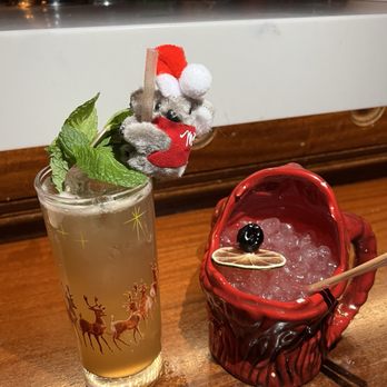 The Snug  - Bars Near Me - Sacramento, California