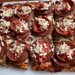 J. Beethoven's Pizza