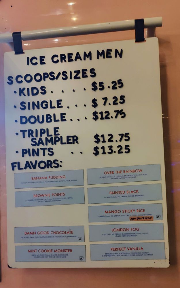 Bésame Ice Cream Logo