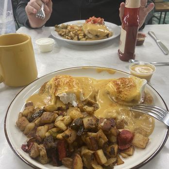 North End Cafe - Eggs benedict - Diners Near Me - Lafayette, Indiana