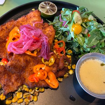 Miriam Cocina Latina - milanesa de pollo - Mexican Near Me - Dallas, Texas