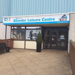 Allander Leisure Centre - Entrance