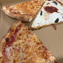 Bono's Pizza of Bay Shore