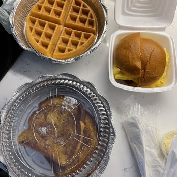 Brownstone Pancake Factory - Breakfast & Brunch Near Me - Edgewater, New Jersey