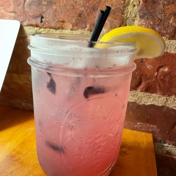 Jim 'N Nick's Bar-B-Q - Berry lemonade cocktail (delicious!) - Barbeque Near Me - Bluffton, South Carolina