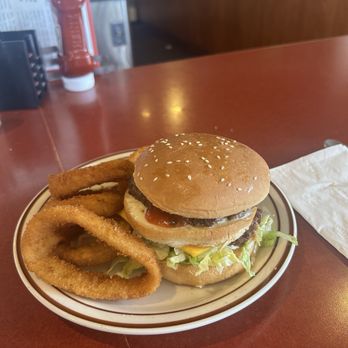 Bob’s Big Boy - Bob's big boy combo. With onion rings, salad not shown.. - American Near Me - Burbank, California