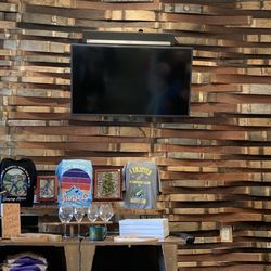 Golden Road Vineyards