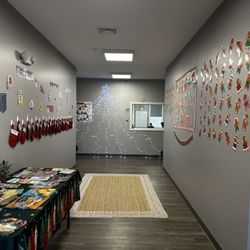 Play Laugh & Grow - Family Christmas party