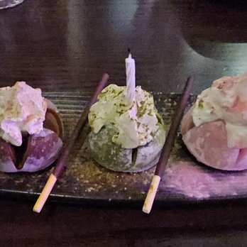 Hanami Sushi & Sake Bar - Sushi Bars Near Me - Carmel, Indiana