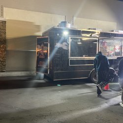 Jojo’s Hot Chicken - Food truck