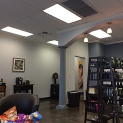 Salon Aerie