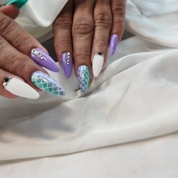 Mystique Nails & Spa