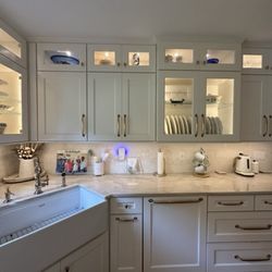UMI Stone - Anna's countertop right of corner farmhouse sink