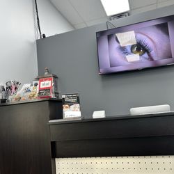 Shri Brow Threading Studio