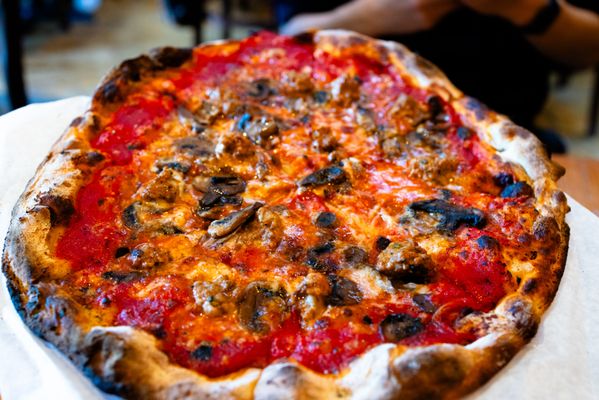 Pazzo by null