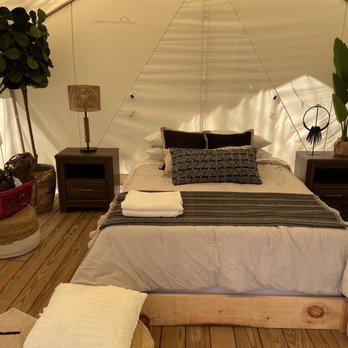 Lincoln Hill Farms - Our bed was comfy!! - Music Venues Near Me - Canandaigua, New York Lincoln Hill Farms - Our bed was comfy!! - Music Venues Near Me - Canandaigua, New York
