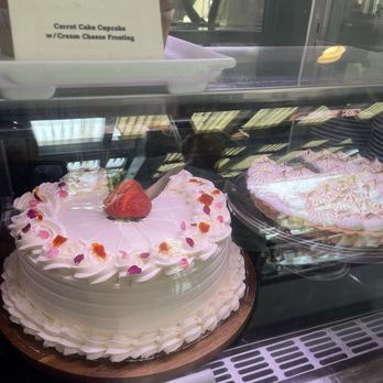 Brass Bird Coffee - Coffee & Tea Near Me - Carpinteria, California